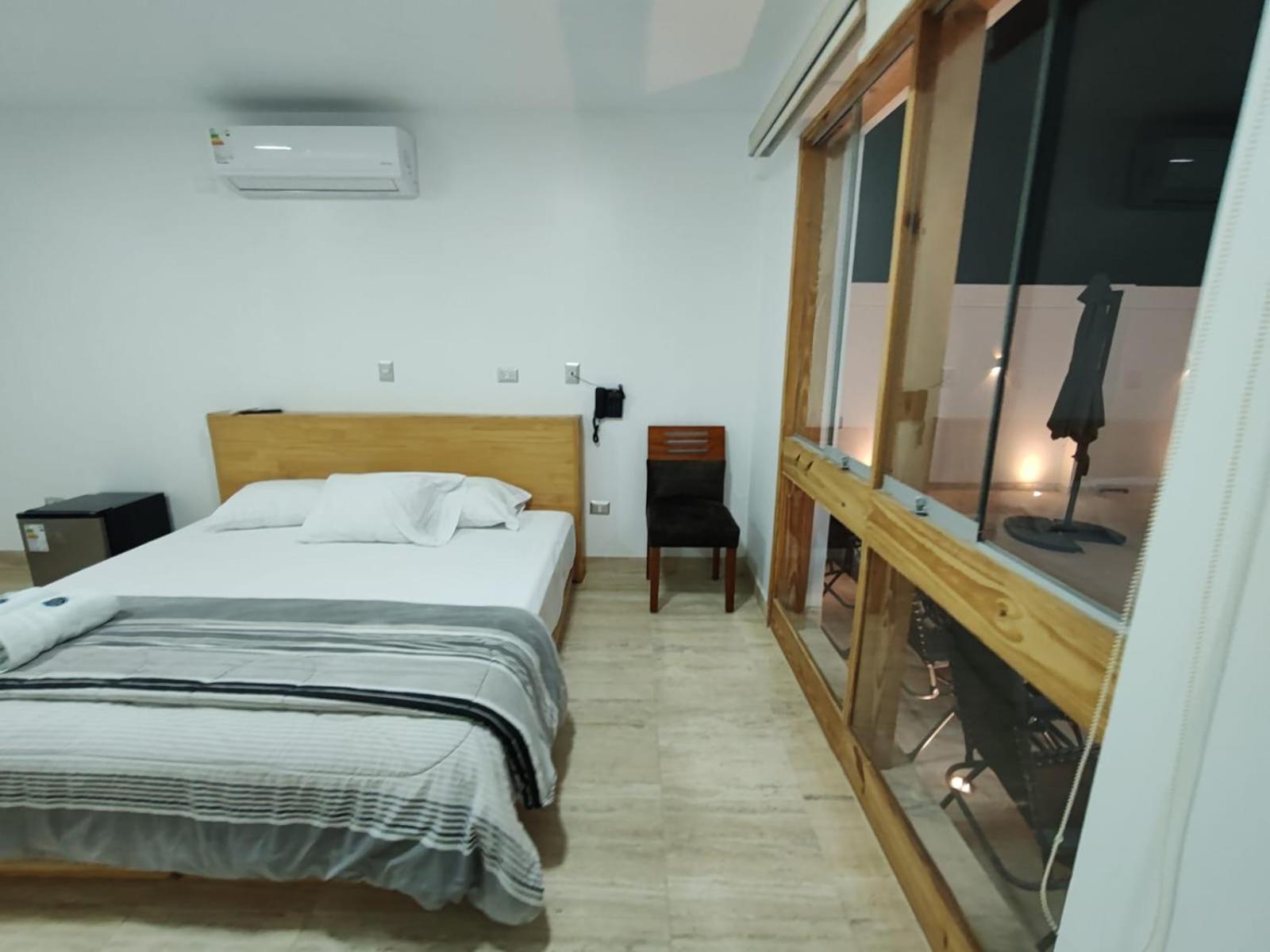 Hospedaje La Angostura Ica Bagian luar foto